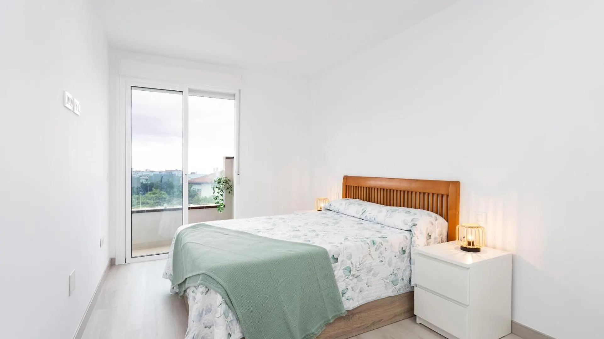 Home2Book Relaxing Poolside Escape, Arona Arona